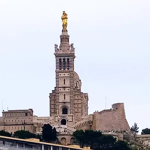 T2 Vue Sur La Basilique De Notre Dame De La Garde Appartement